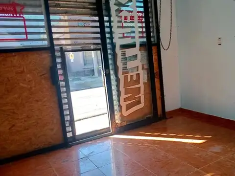 Local en Alquiler en Ituzaingo Norte, $ 360.000