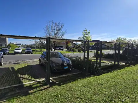 VENTA COCHERA SEMICUBIERTA NUEVO QUILMES