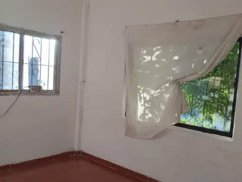 Casa en Venta en Paso del Rey, USD 55.000