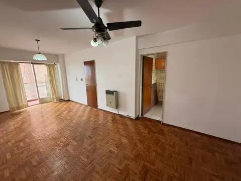 Venta Departamento en el Centro de Santa Fe de 1 dormitorio, en calle San Jeronimo 2400