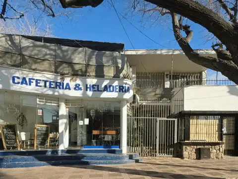 Local en Venta 60 años
