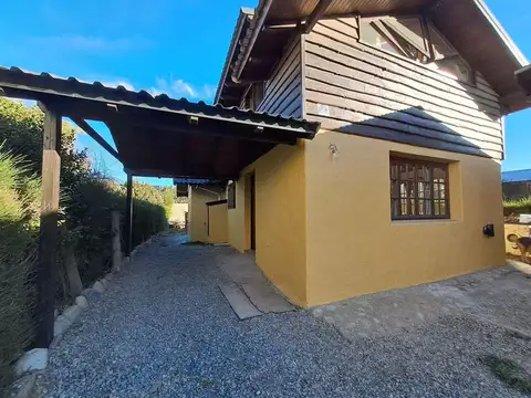 Venta de casa en Barrio Las Victorias.