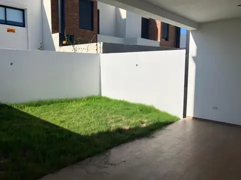 Casa en Alquiler A Estrenar