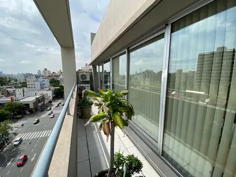 Venta oficina super luminosa edificio corporativo cochera fija