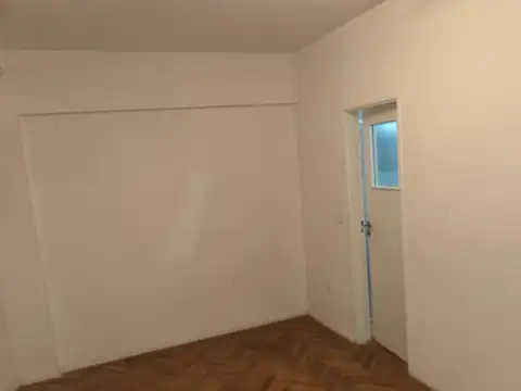 Departamento en Alquiler en Balvanera, $ 475.000