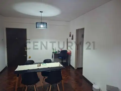 Venta departamento céntrico