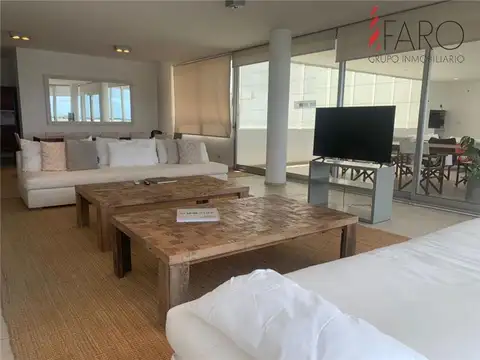Departamento en Alquiler de 5 ambientes