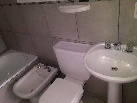 Tucumán 2100, Piso 1