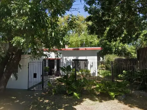 Casa en Venta en San Carlos [Cod: 7450-227]