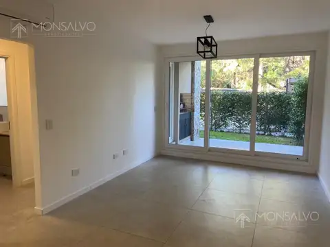 Departamento en Alquiler con 1 cocheras