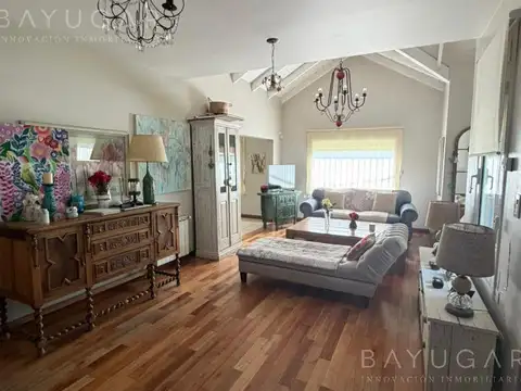 Casa en Venta de 4 dormitorios