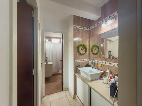 DEPARTAMENTO EN VENTA TOLOSA 4 AMBIENTES