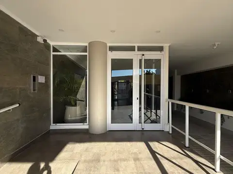 Dpto en alquiler edificio mediterraneo goya ctes