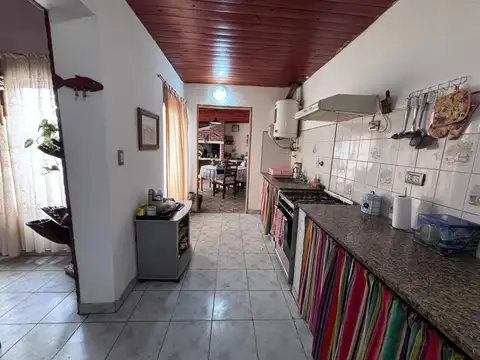 CASA EN VENTA CON PATIO VERDE EN PERGAMINO