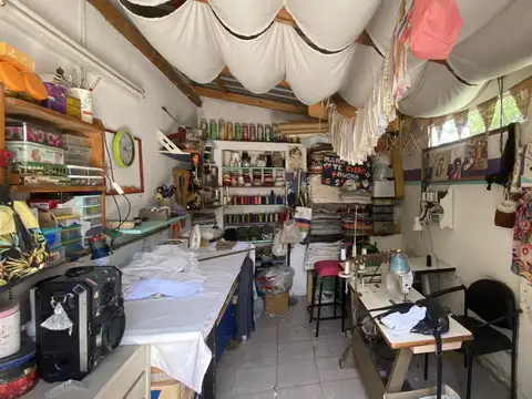Depto Tipo Casa en Venta 50 años