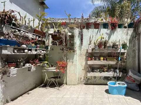 Depto Tipo Casa en Venta de 3 ambientes