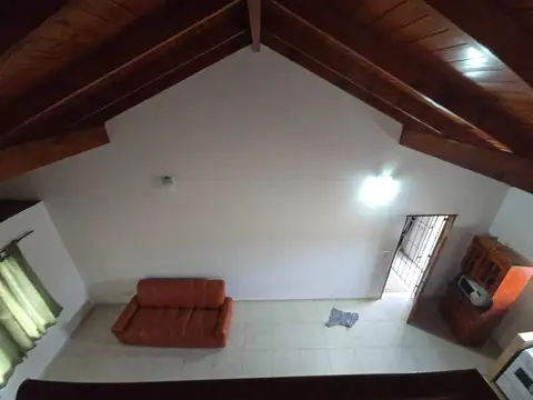 Casa 4 ambientes con 1 baño