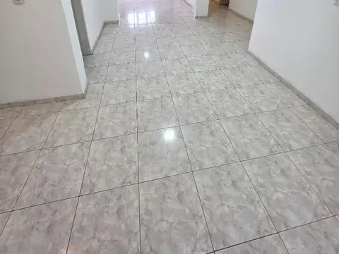 Depto Tipo Casa en Alquiler de 2 ambientes