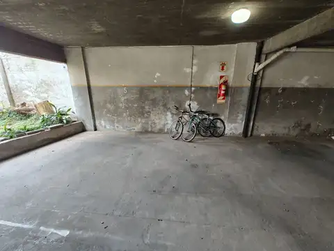 Venta Cochera cubierta en Villa Luro. Inversión.