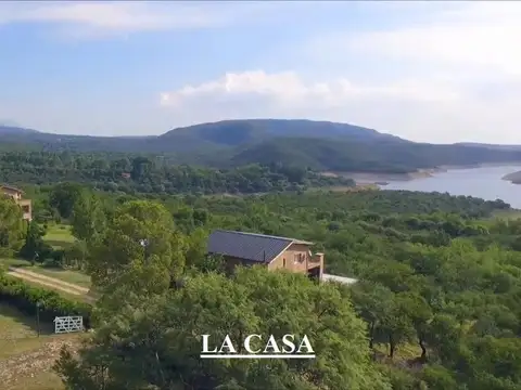 Casa en Venta con 3 cocheras
