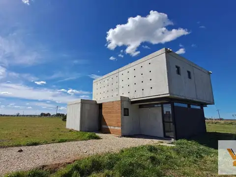 Casa en venta - 3 Dormitorios 3 Baños - General Madariaga