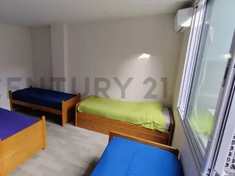 Casa 7 ambientes con 3 baños