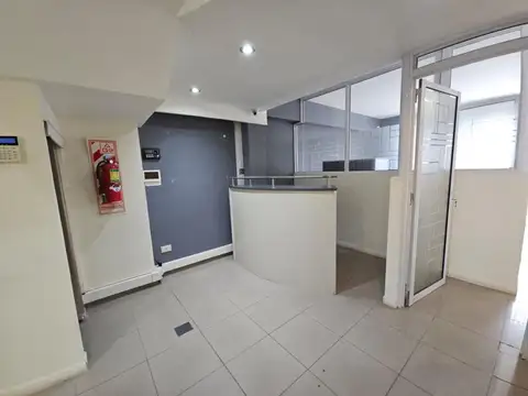 Oficina en Alquiler en Área Centro Este, $ 5.500.000