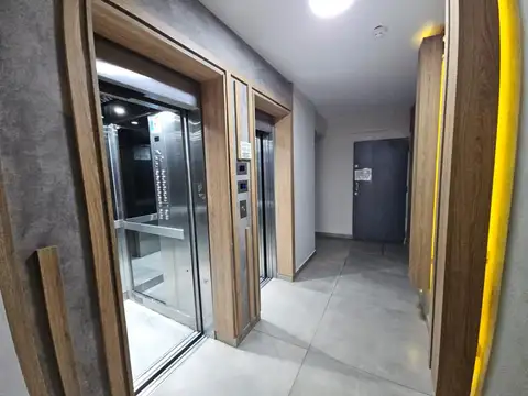 TARIFEÑO INMOBILIARIA ALQUILA CENTRICAS OFICINAS TOTALMENTE EQUIPADAS
