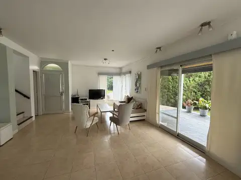 Casa en Venta en Fincas de Iraola I, USD 349.000