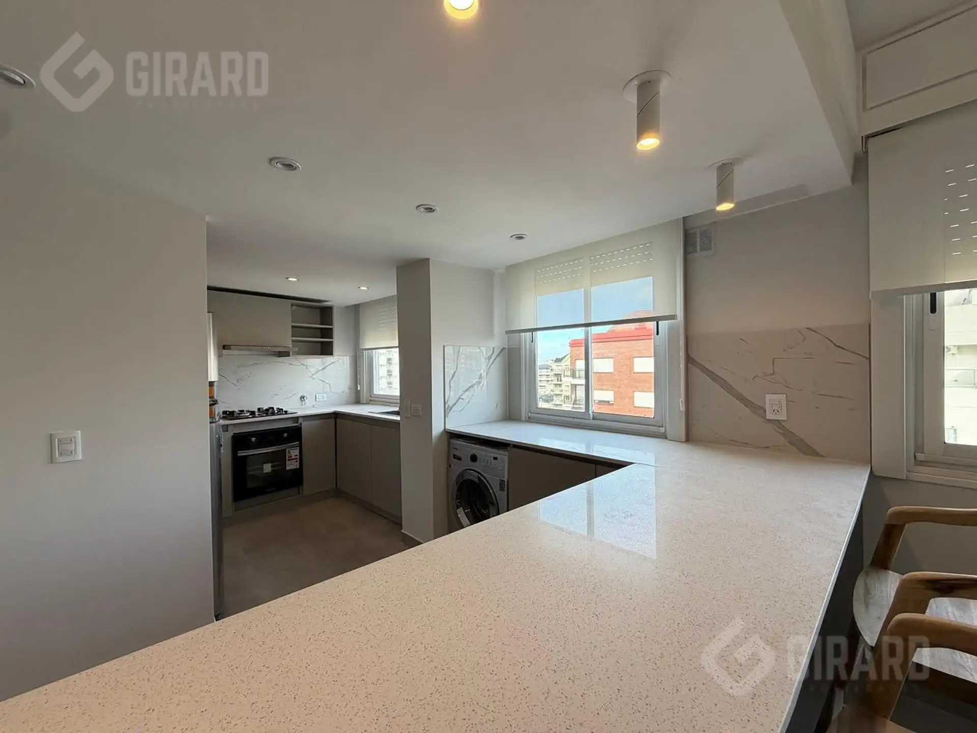 Venta de Departamento 4 ambientes en zona centro