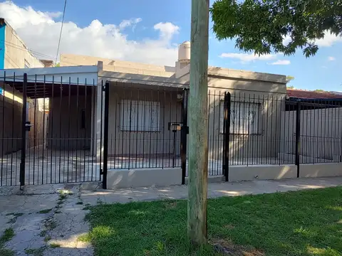 Casa en alquiler en Beccar Alto