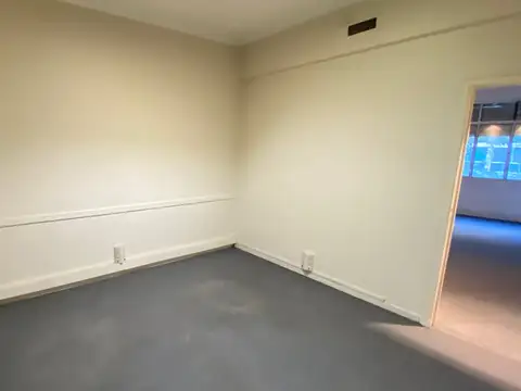 Oficina en Alquiler en Catalinas, $ 820.000