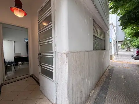 Calle 51 entre 20 y 21 1200