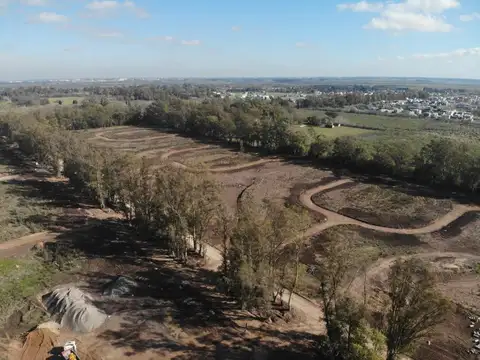 Terreno en Venta 30  mts Fondo