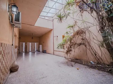 Casa 6 ambientes con 3 baños