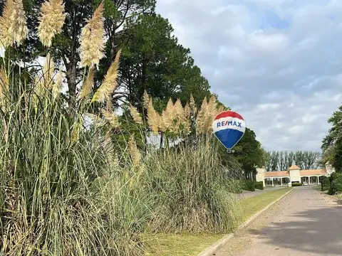 Terreno en Venta en Los Pinares Country Club, Countries y Barrios Cerrados en Exaltacion de la Cruz
