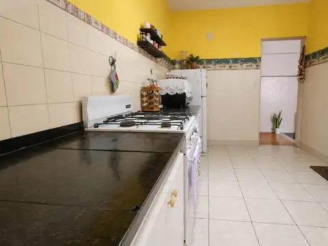 Departamento 4 ambientes con 1 baño