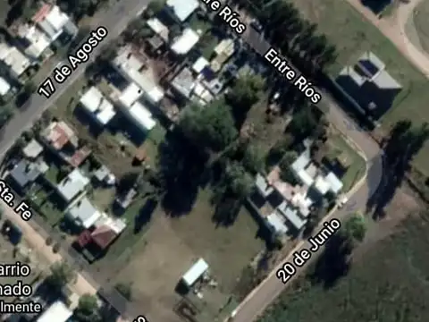 Terreno 10 x 20 Santa Fe y 20 de Junio