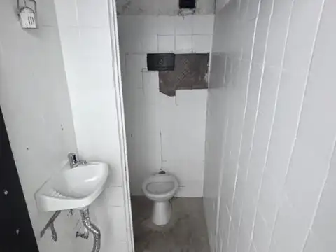 Local sobre Av. Maipú en Vicente López – Excelente Ubicación