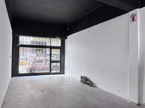 Local sobre Av. Maipú en Vicente López – Excelente Ubicación
