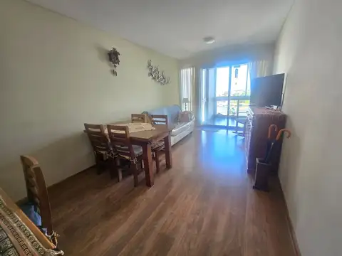 Depto 2 amb en venta con cochera Parque Chacabuco