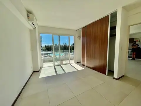 Departamento en Alquiler en Otros barrios de Nordelta, USD 700