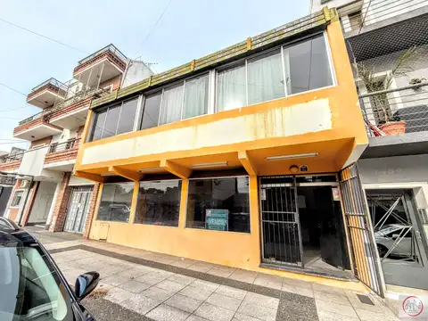 Padre Carranza 1400, Caseros, Provincia de Buenos Aires,
