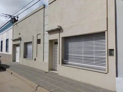 Urquiza al 200