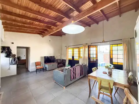 31 entre 443 bis y 444 3200