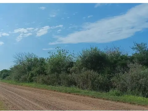 4200m² sobre autopista ruta 14 a metros ingreso San Jose