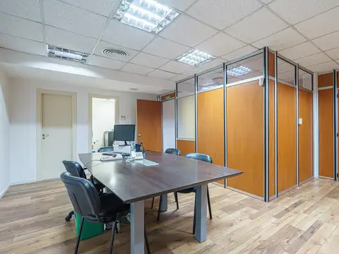 Oficina en Venta al Norte