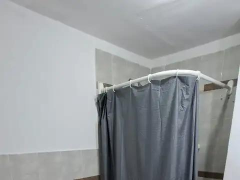 IRIONDO 2050 - MONOAMBIENTE CON BALCON