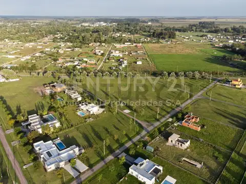 Terreno en Venta en Fincas de San Vicente, USD 23.000