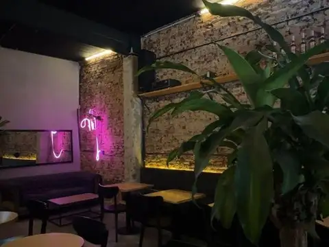 Excelente Cafetería Totalmente equipada a mts. Avenida Pedro Goyena